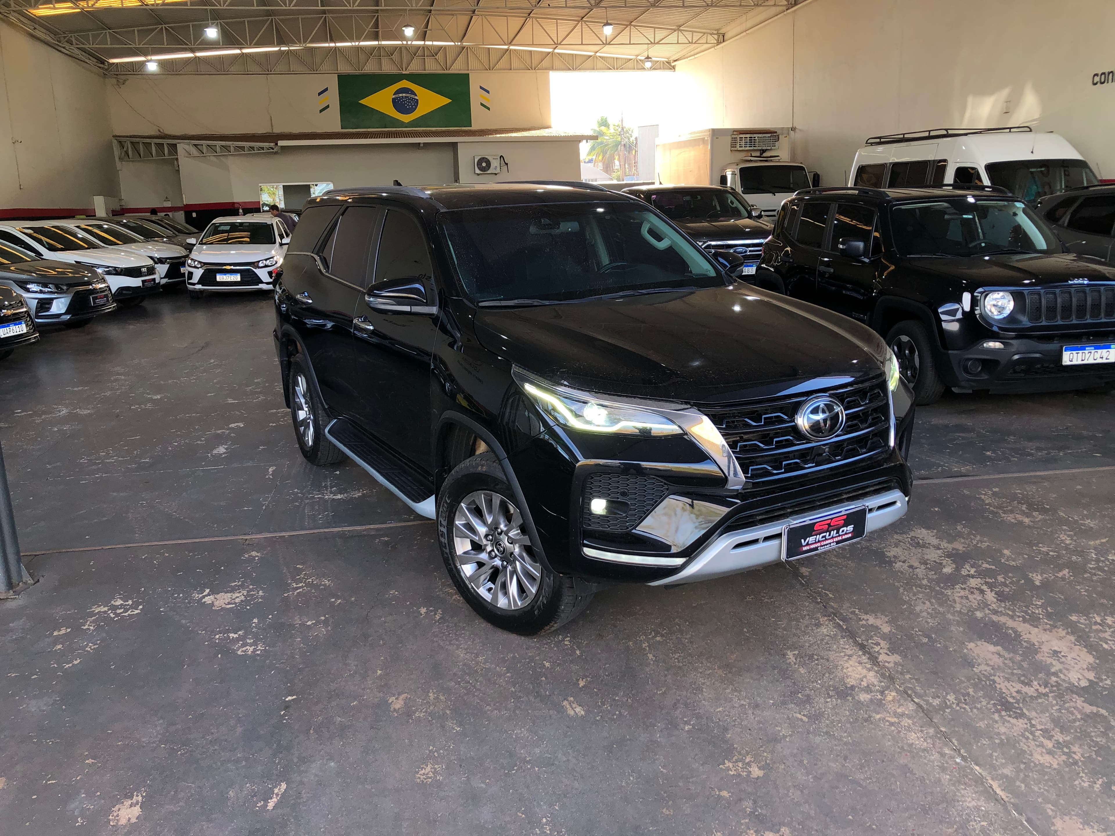 Toyota SW4 SRX — foto 1