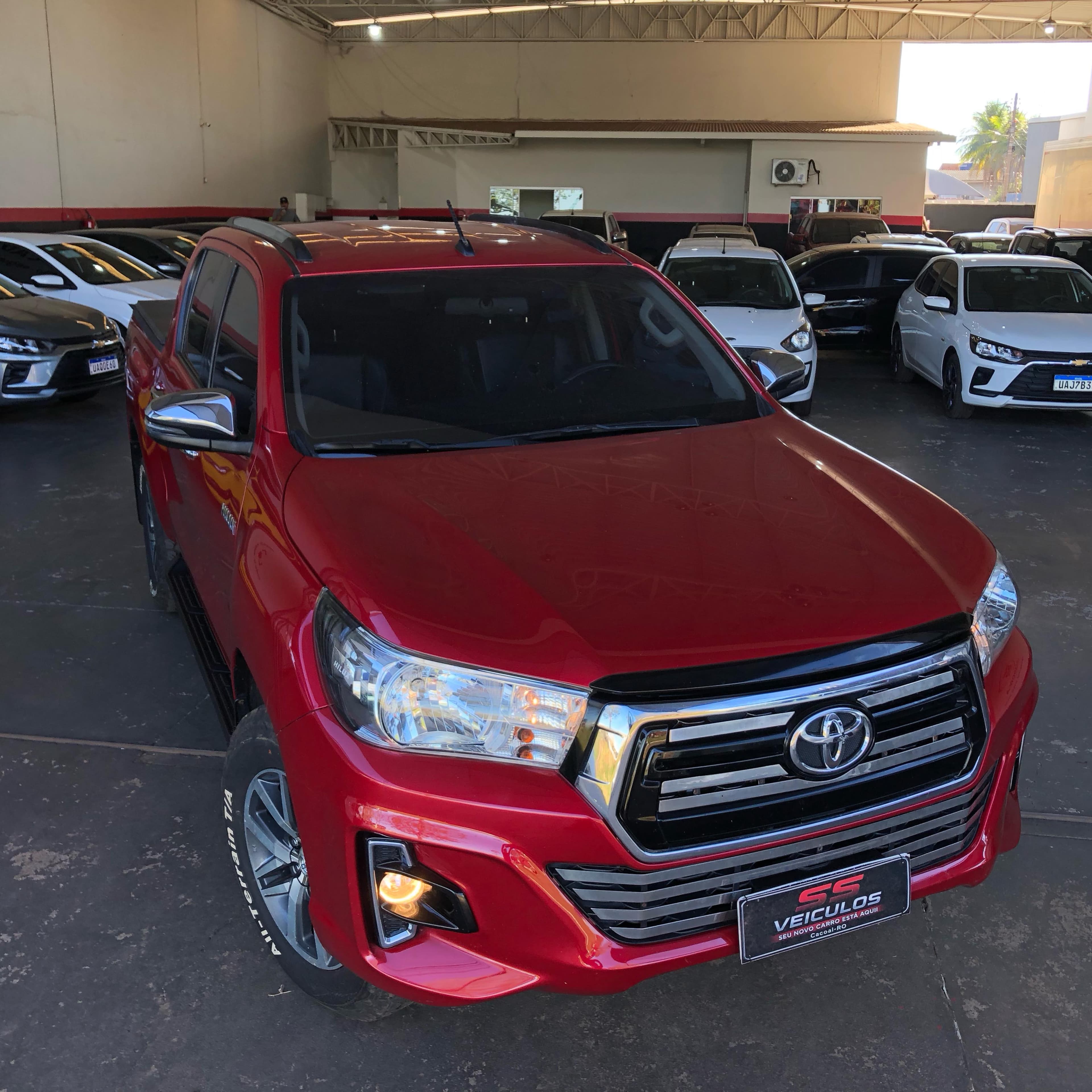 Toyota Hilux SRV — foto 1