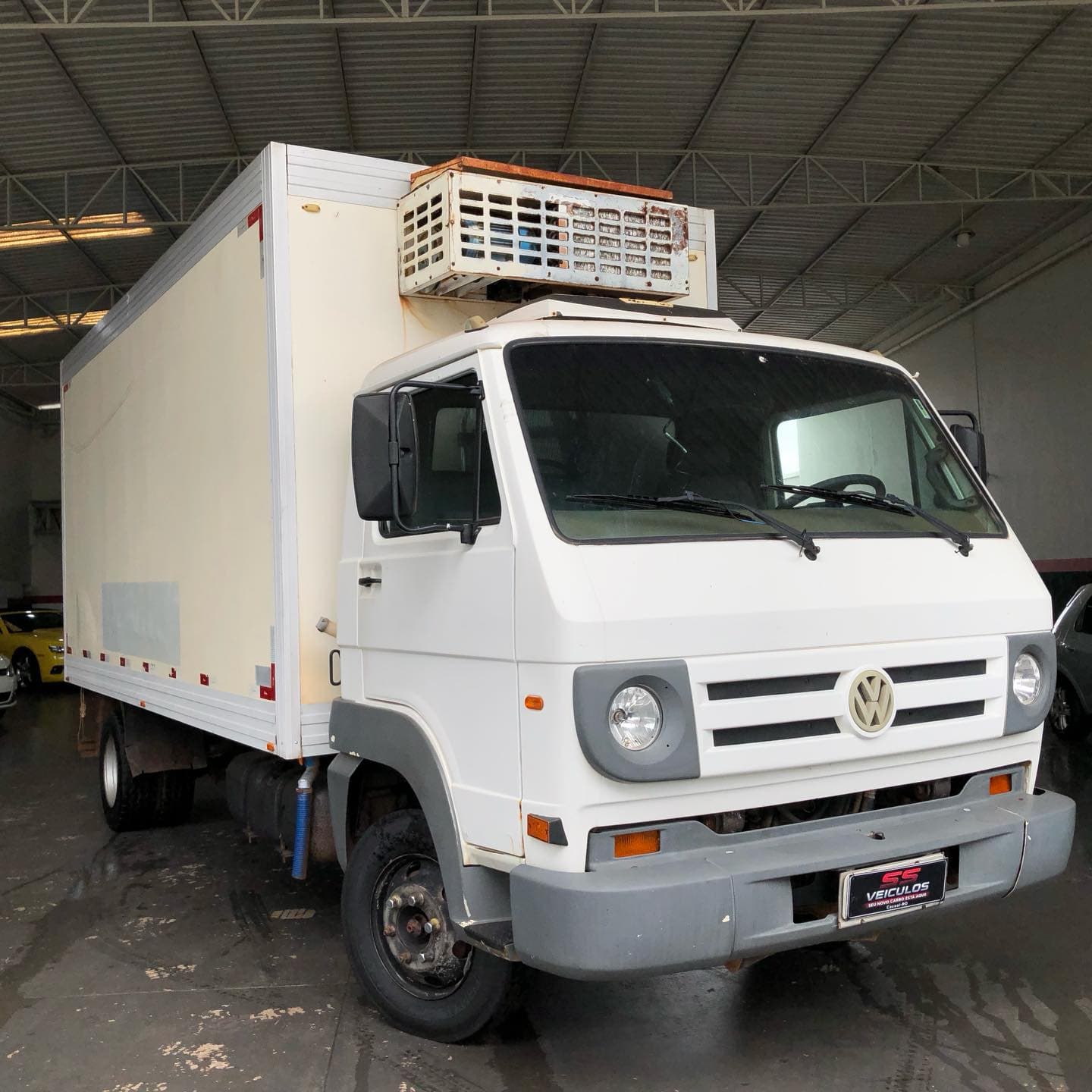 Volkswagen Delivery 8-150 E — foto 1